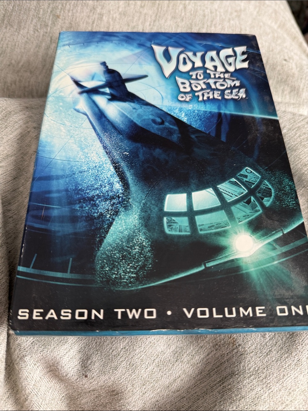 Voyage to the Bottom of the Sea Season Two Volume One - Blue